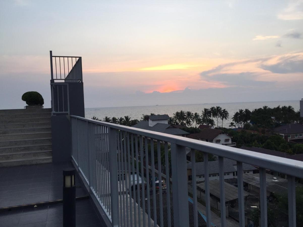 Chic Seaview @ The Patio Bangsaen Leilighet Eksteriør bilde